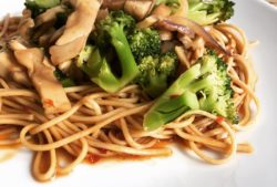 Spicy soba stir fry with broccoli