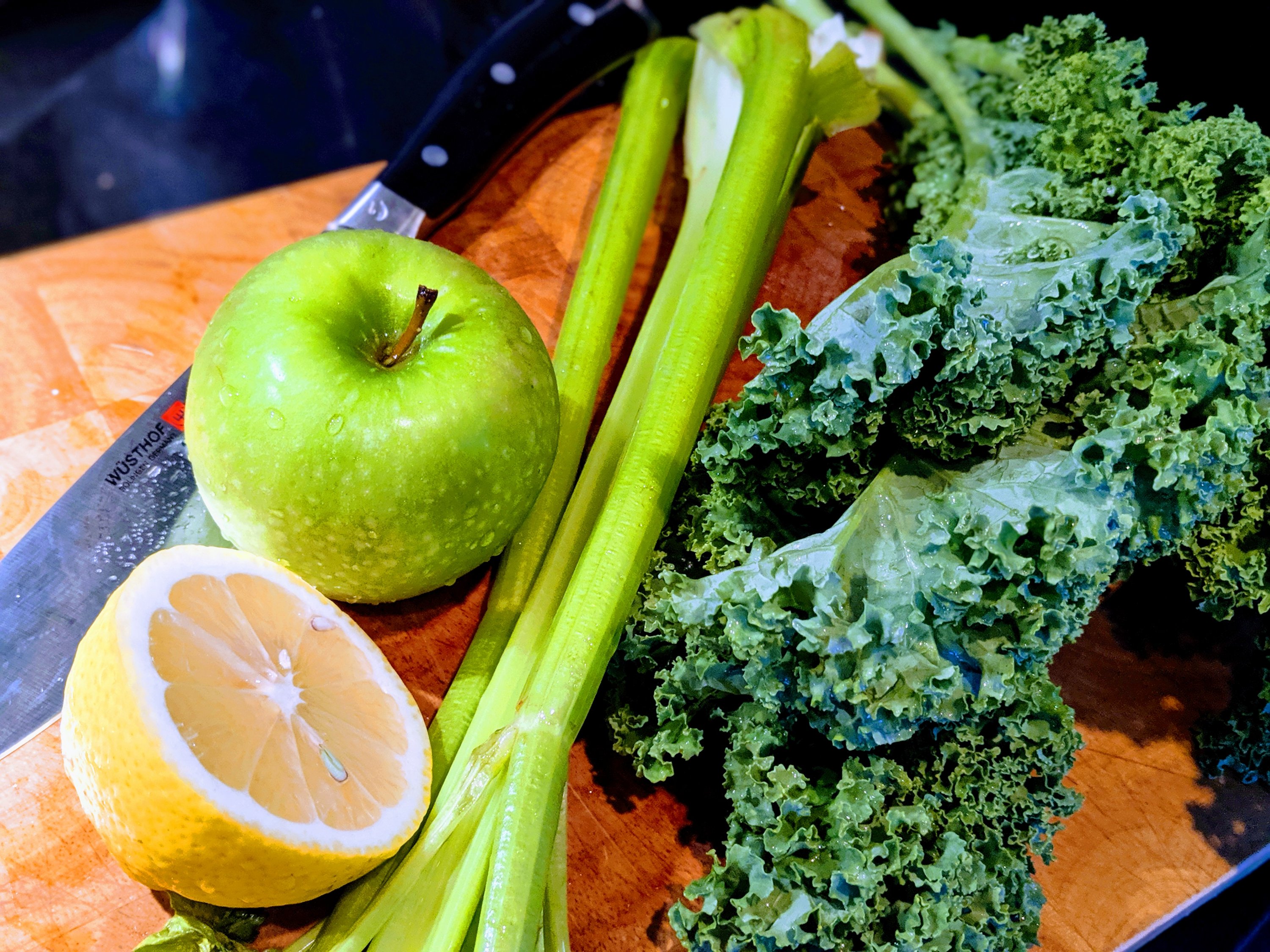 Kale, lemon, celery, and a Granny Smith apple